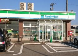 ファミリーマート　村松町店