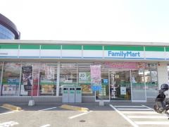 ファミリーマート　志免別府店