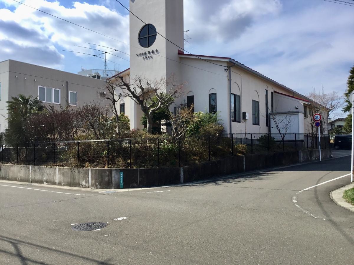いずみ愛泉教会です。