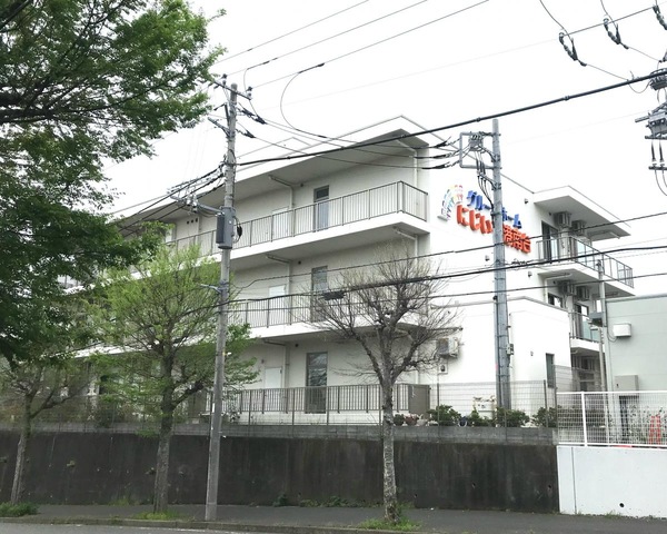 グループホーム　にじいろ港南台 施設外観