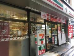 セブンイレブン　八重洲柳通り店