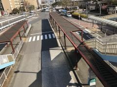 「磯子駅」バス停留所