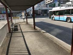 「磯子駅」バス停留所