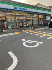 ファミリーマート　米田町店