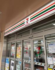 セブンイレブン　ハートインＪＲ岩国駅西口店