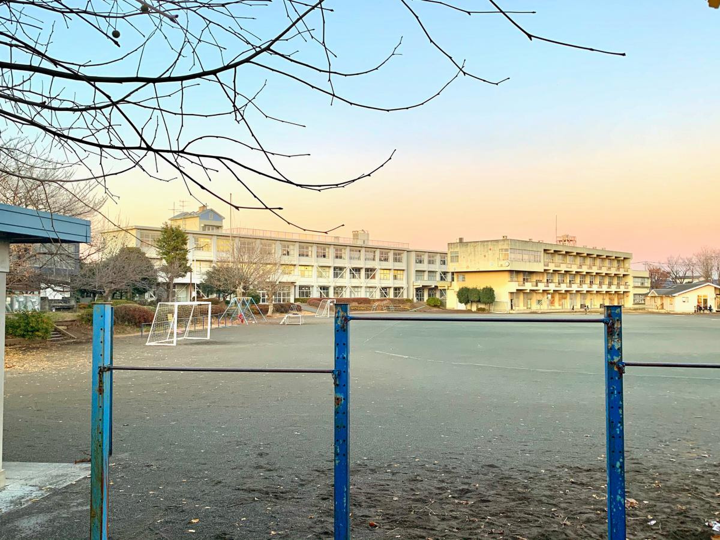 鶴ヶ島 第 二 小学校