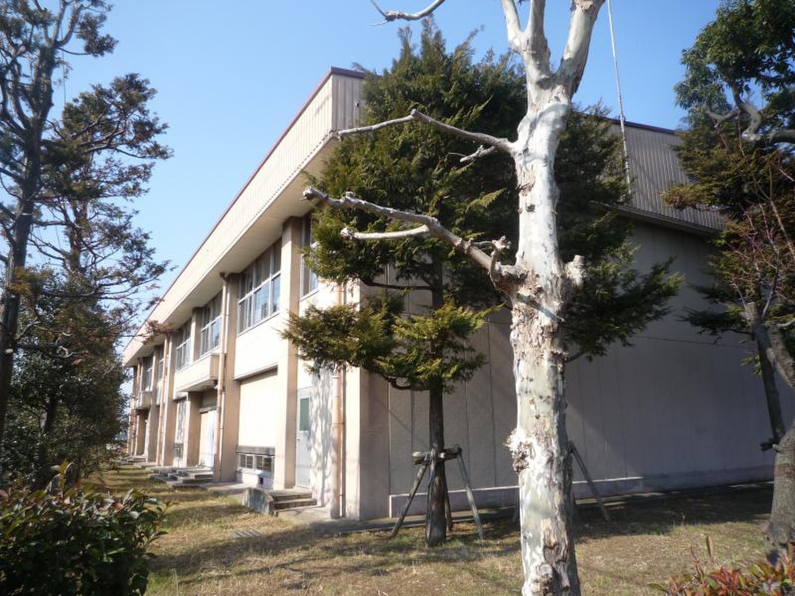 開進 第 一 中学校