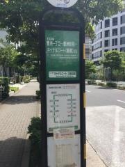「キャナルコート３街区前」バス停留所