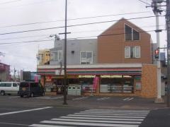セブンイレブン　万代町店