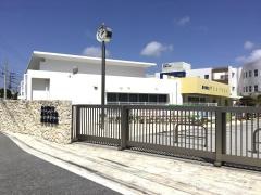 屋良幼稚園