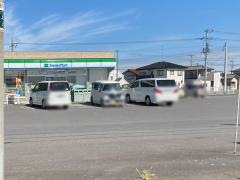 ファミリーマート 上三川バイパス店