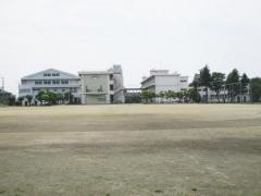 熊谷市立妻沼西中学校