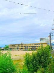 八幡小学校