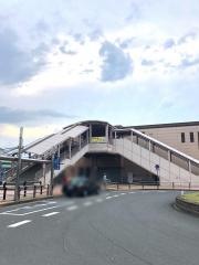 大和小泉駅