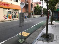 「上高田小学校」バス停留所