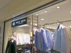 ＢＲＩＣＫ　ＨＯＵＳＥ　ｂｙ　Ｔｏｋｙｏ　Ｓｈｉｒｔｓ新宿サブナード店