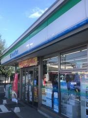 ファミリーマート　岡山中井店