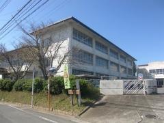 腹赤小学校
