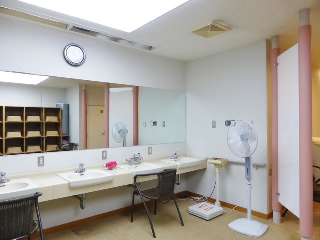 ウェルエイジみぶ 内観（中の様子）