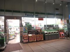 ファミリーマート　汐留タワー店