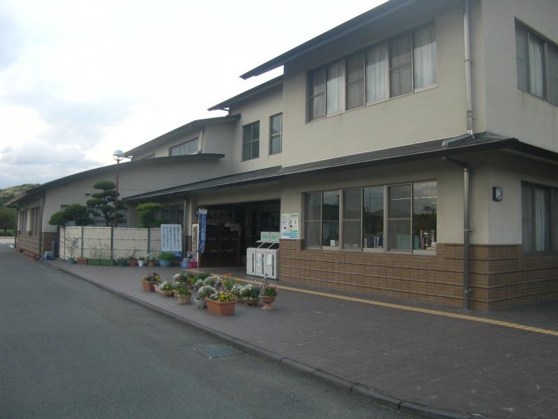 御笠出張所玄関
