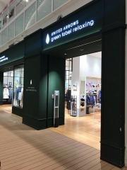 ＵＮＩＴＥＤ　ＡＲＲＯＷＳ　ｇｒｅｅｎ　ｌａｂｅｌ　ｒｅｌａｘｉｎｇ　ららぽーと豊洲店