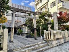高屋稲荷神社