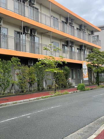 地域密着型特別養護老人ホーム　憩〜荻野〜