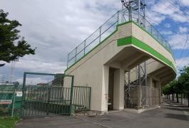 八戸市長根公園野球場
