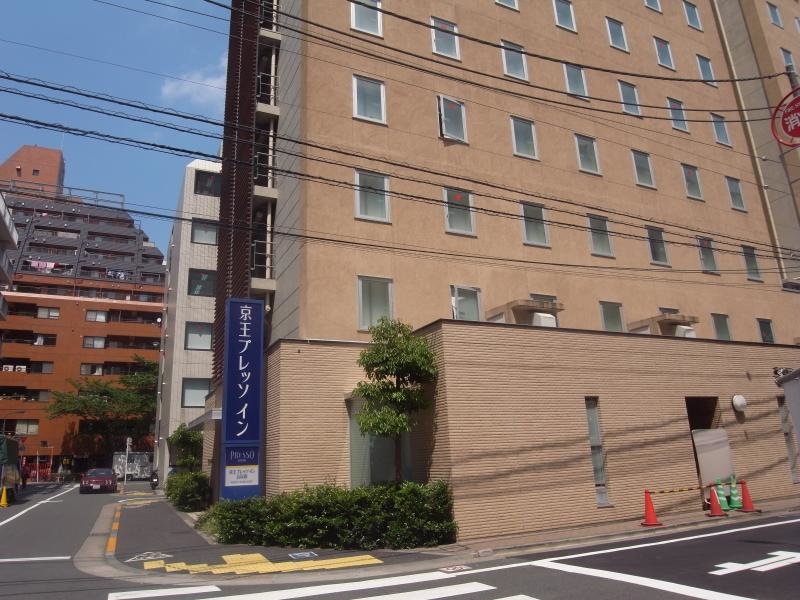 左側から撮影