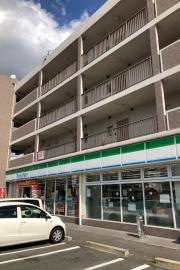 ファミリーマート　高槻川西町一丁目店