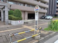 「滝坂(南側)」バス停留所