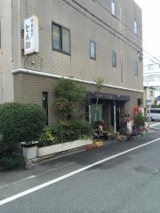 とん助