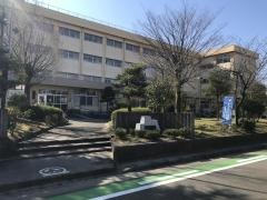 上山小学校