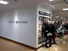 トミー　ヒルフィガー　京急上大岡駅店
