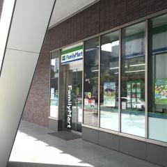 ファミリーマート　札幌北１条西６丁目店
