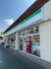 ファミリーマート　東飯能駅西口店