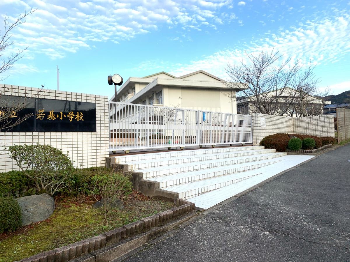 校門です！