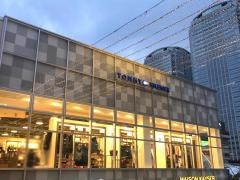 トミー　ヒルフィガー　　三井アウトレットパーク幕張店