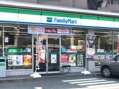 ファミリーマート　福岡高宮通り店