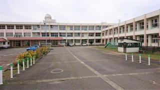 塩沢小学校