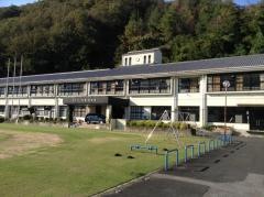寺坂小学校