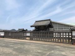 旧萩藩校明倫館南門