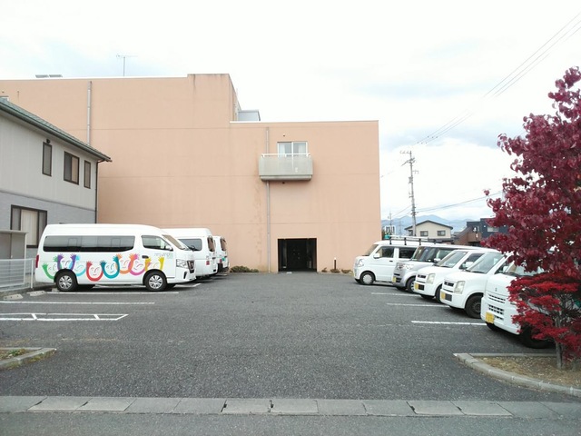 こまくさ野村
