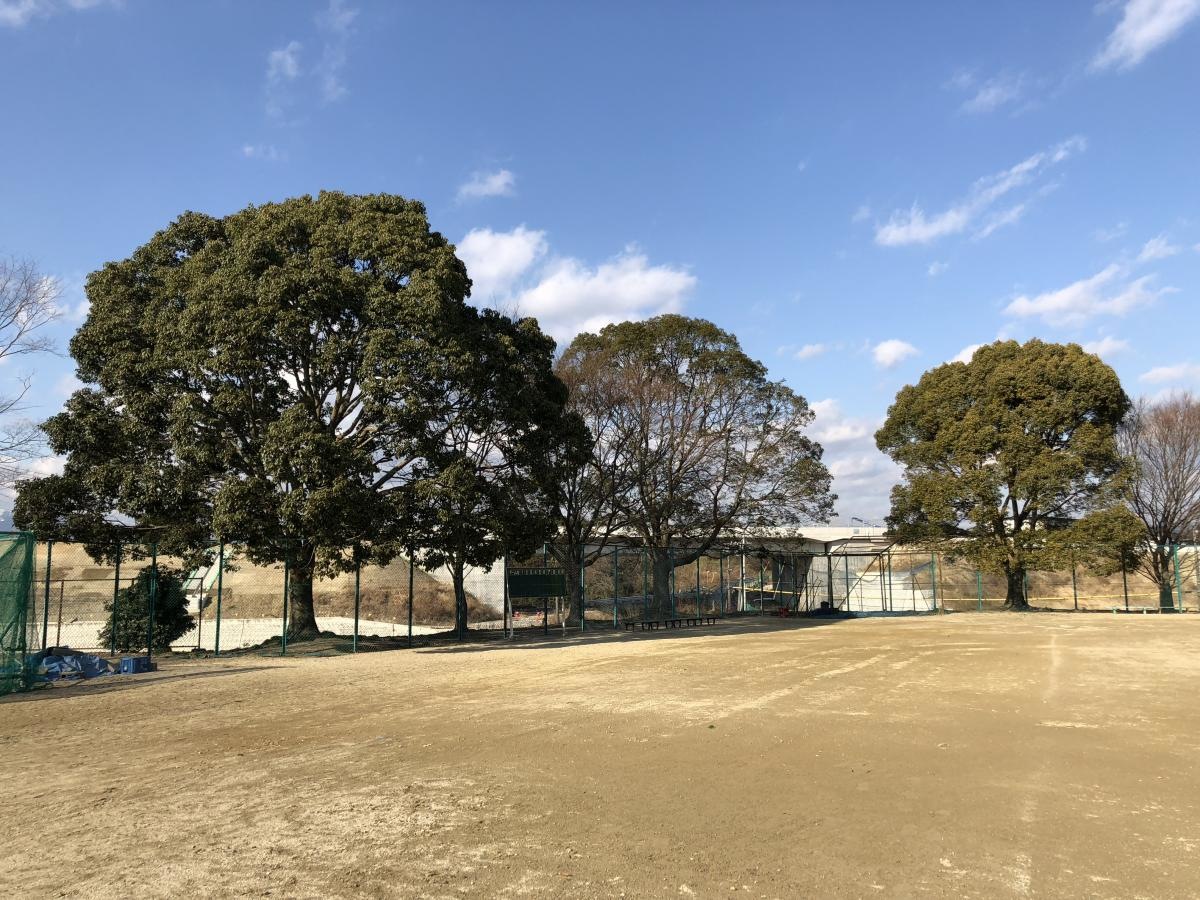 保々工業団地中央公園
