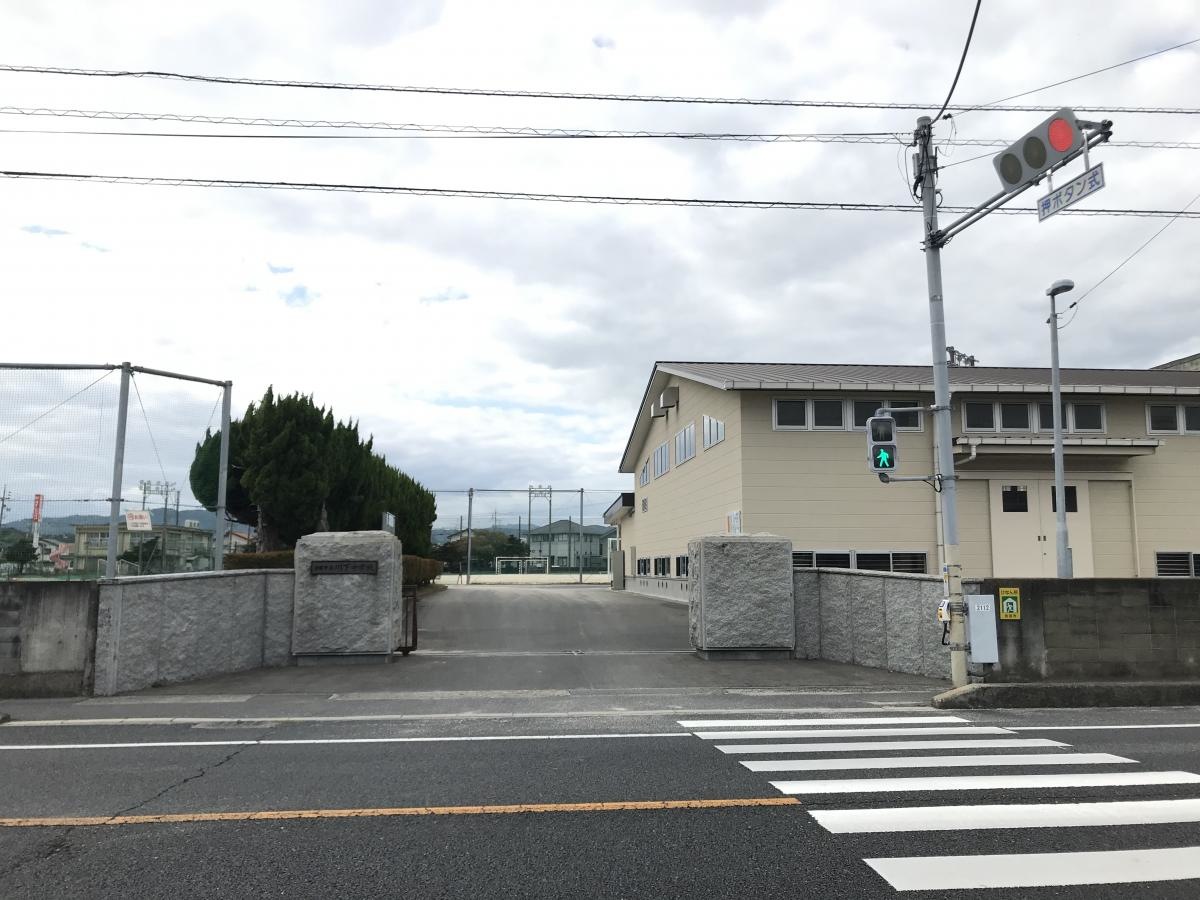 正門