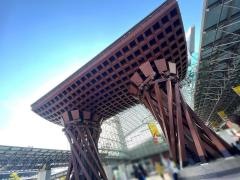 「金沢駅（駅東口）」バス停留所