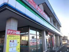 ファミリーマート　諫早小野町店