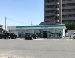 ファミリーマート　太田新井町店