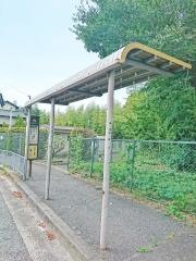 「上之山神社前」バス停留所